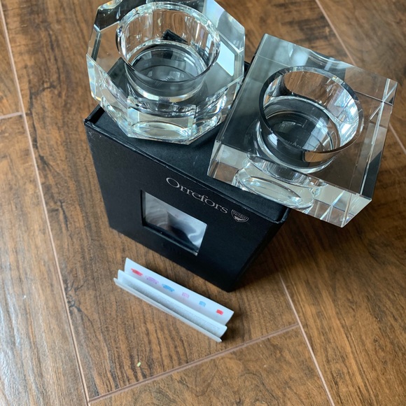 Orrefors Crystal Totem SerenityCandle Holder Pair - Picture 5 of 7